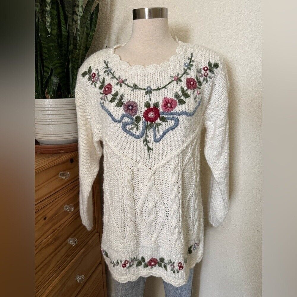 Vintage Embroidered Floral Cable Knit Sweater Cottagecore Boho‎